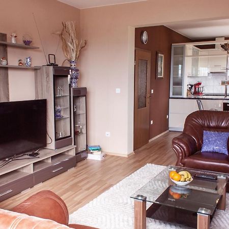 Apartment Juric Kastel Novi Екстер'єр фото