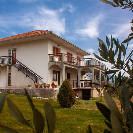 Apartment Juric Kastel Novi Екстер'єр фото